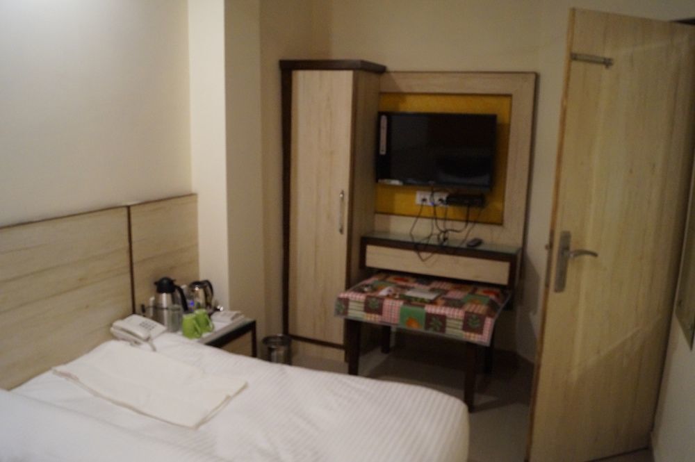Hotel Optimum Oxford International Nuova Delhi Esterno foto