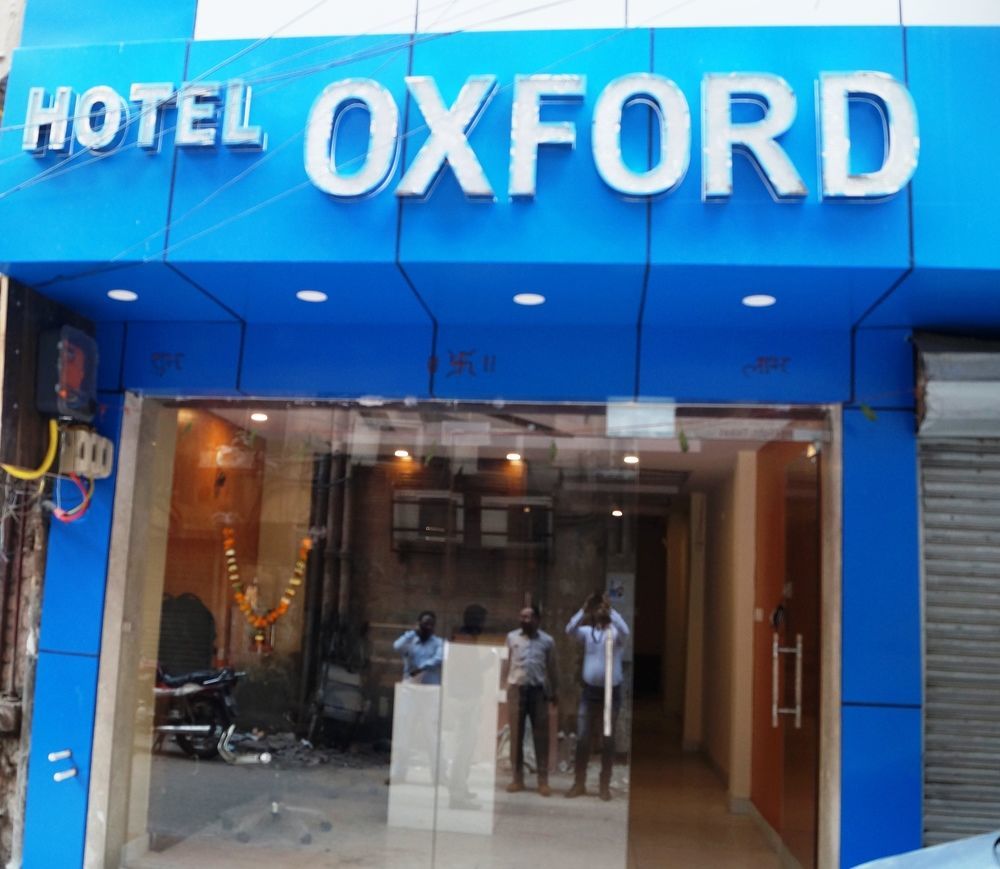 Hotel Optimum Oxford International Nuova Delhi Esterno foto